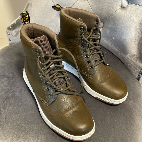 Dr. Martens Rigal Leather Boot - Picture 1 of 9